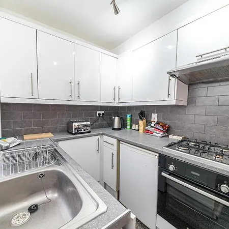 *king Bed* Comfy House * Barrow-in-Furness